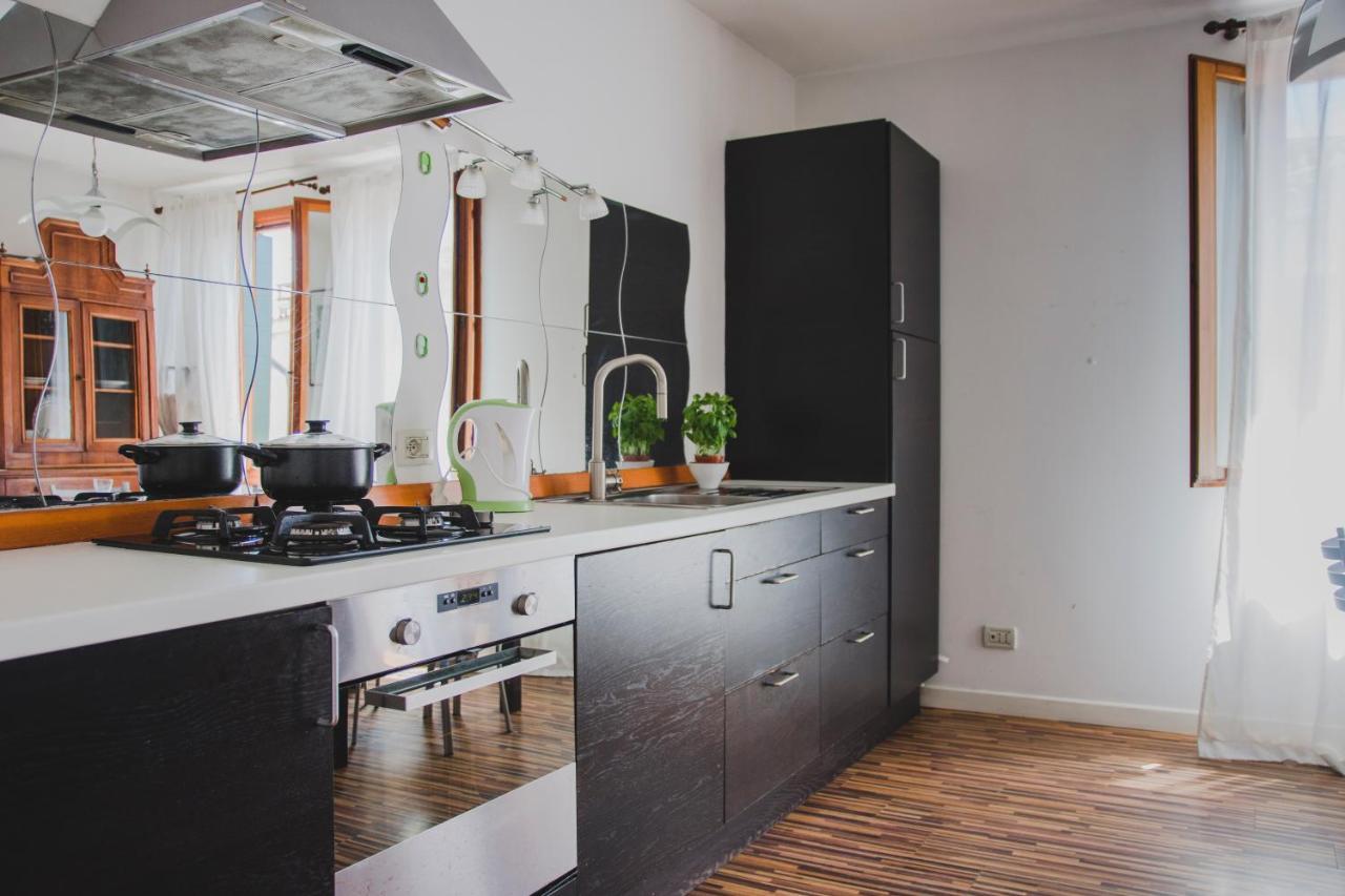 Ca Giardini Apartments In Biennale By Bricola Apartments Venice Luaran gambar