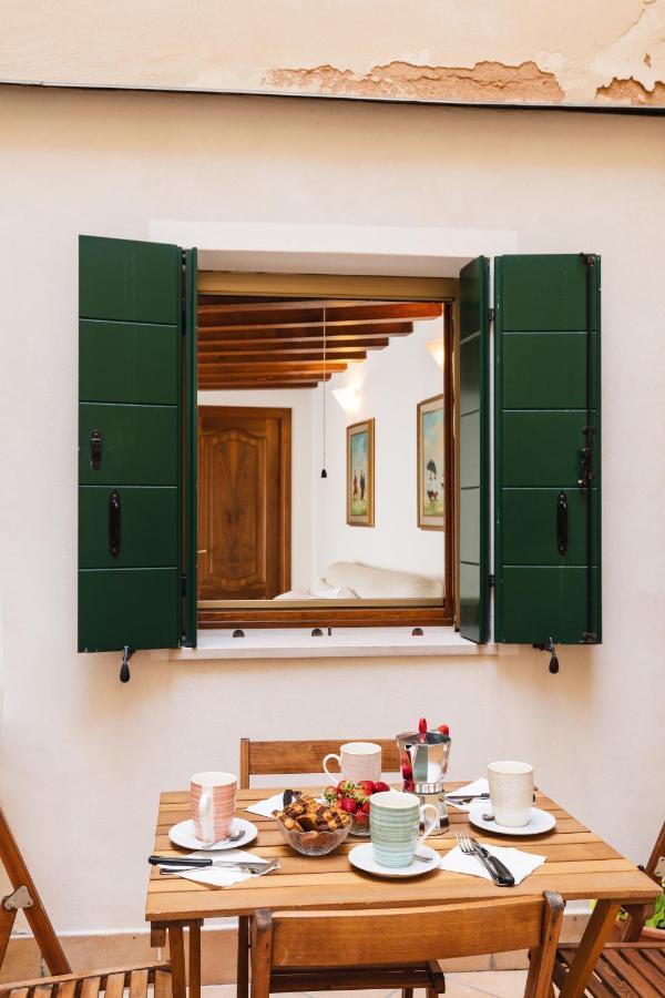 Ca Giardini Apartments In Biennale By Bricola Apartments Venice Luaran gambar
