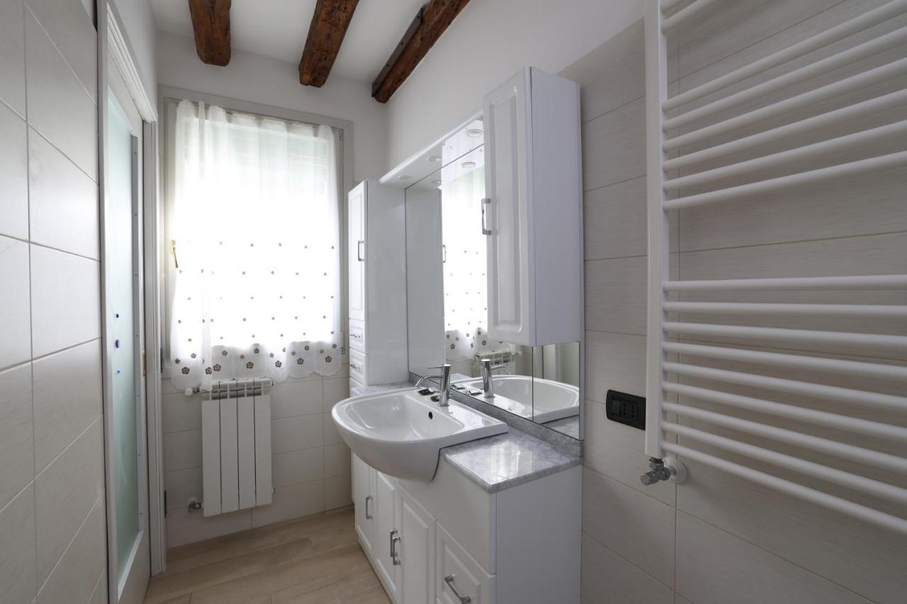Ca Giardini Apartments In Biennale By Bricola Apartments Venice Luaran gambar