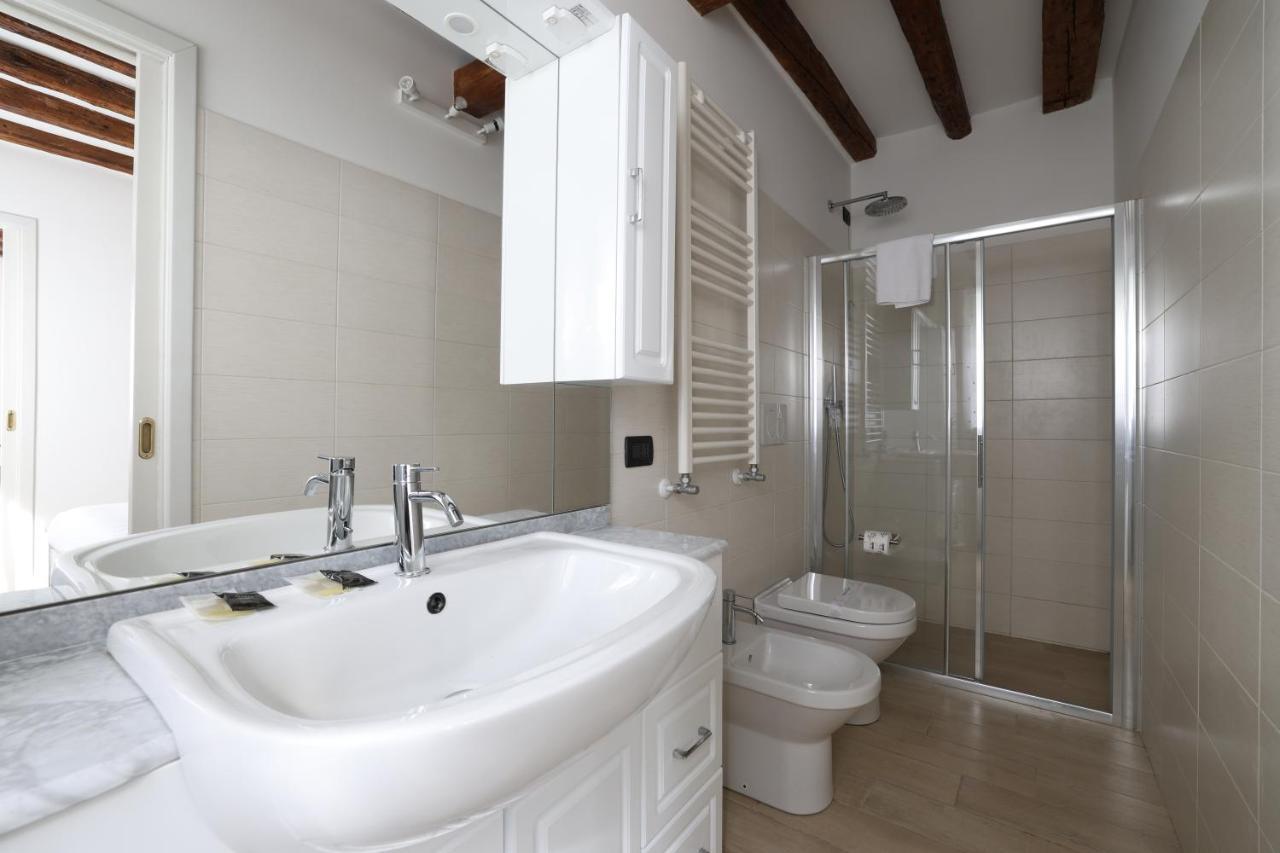 Ca Giardini Apartments In Biennale By Bricola Apartments Venice Luaran gambar