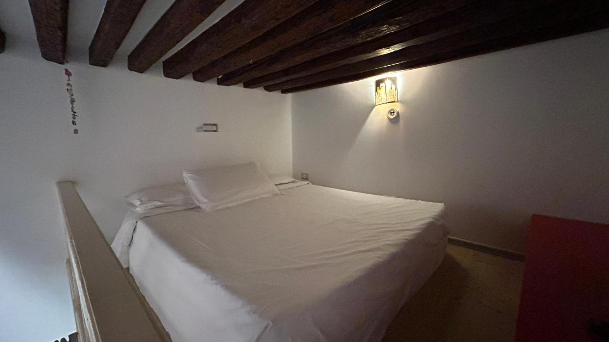 Ca Giardini Apartments In Biennale By Bricola Apartments Venice Bilik gambar
