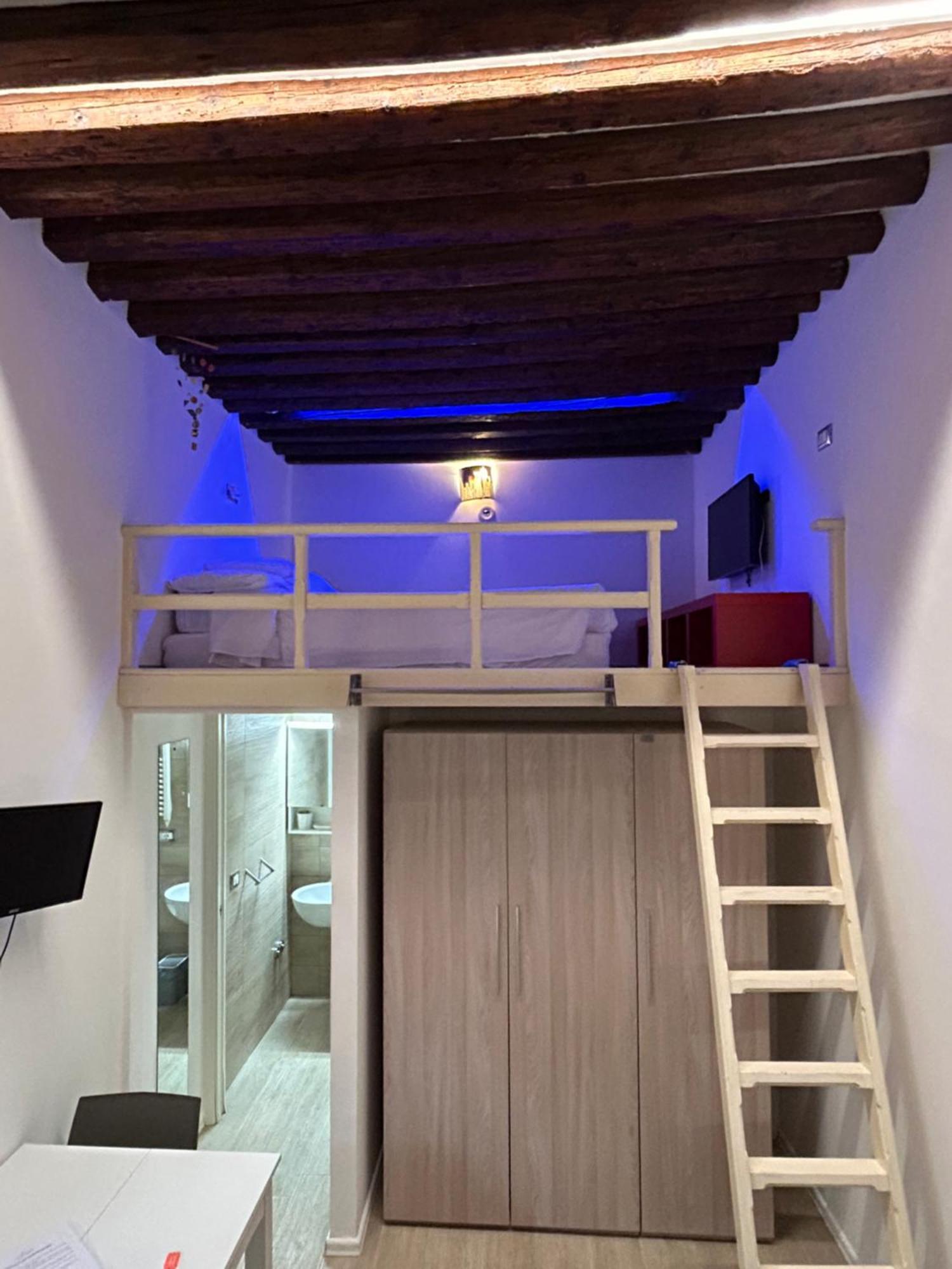 Ca Giardini Apartments In Biennale By Bricola Apartments Venice Luaran gambar